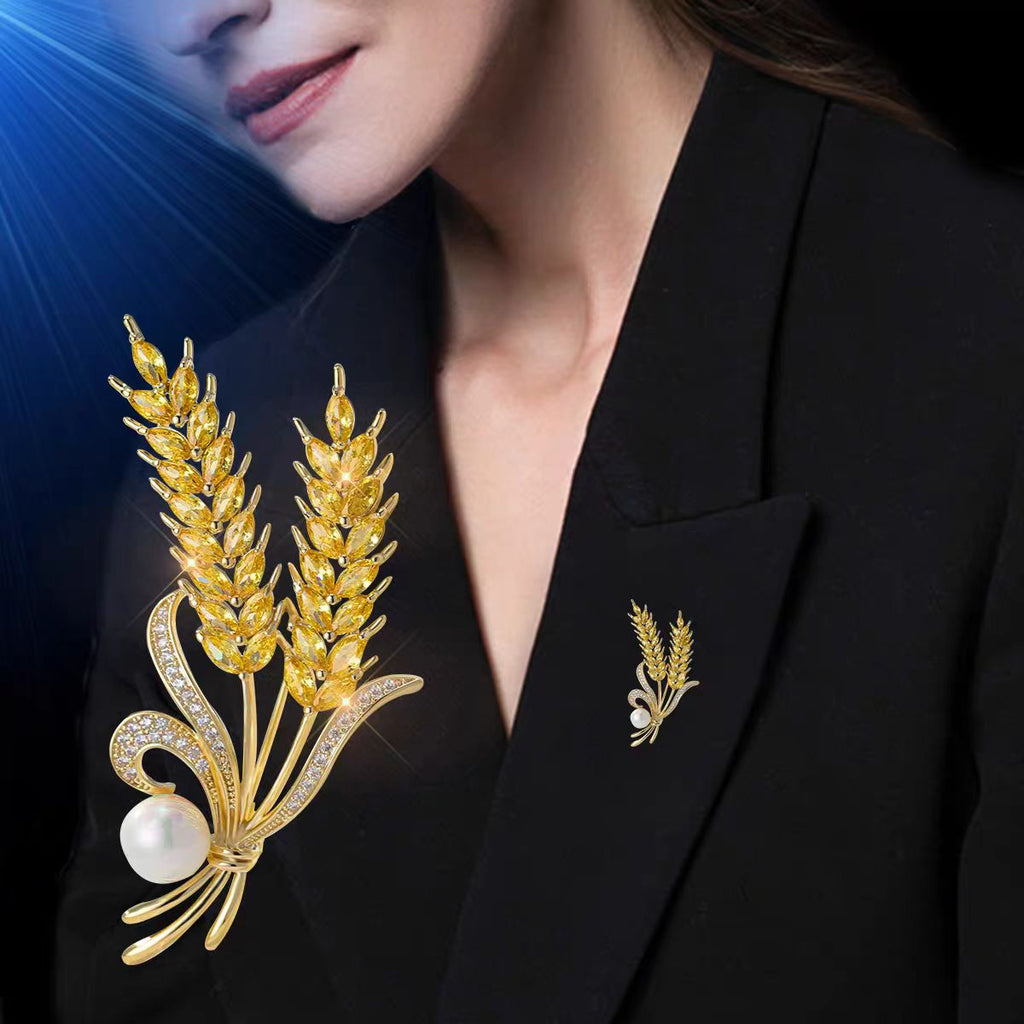  Luxury Brooches for Women