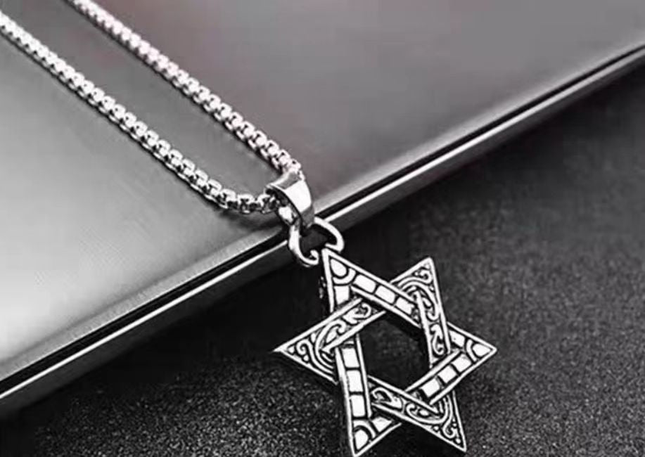 Stylish Charm Hexagram Collarbone